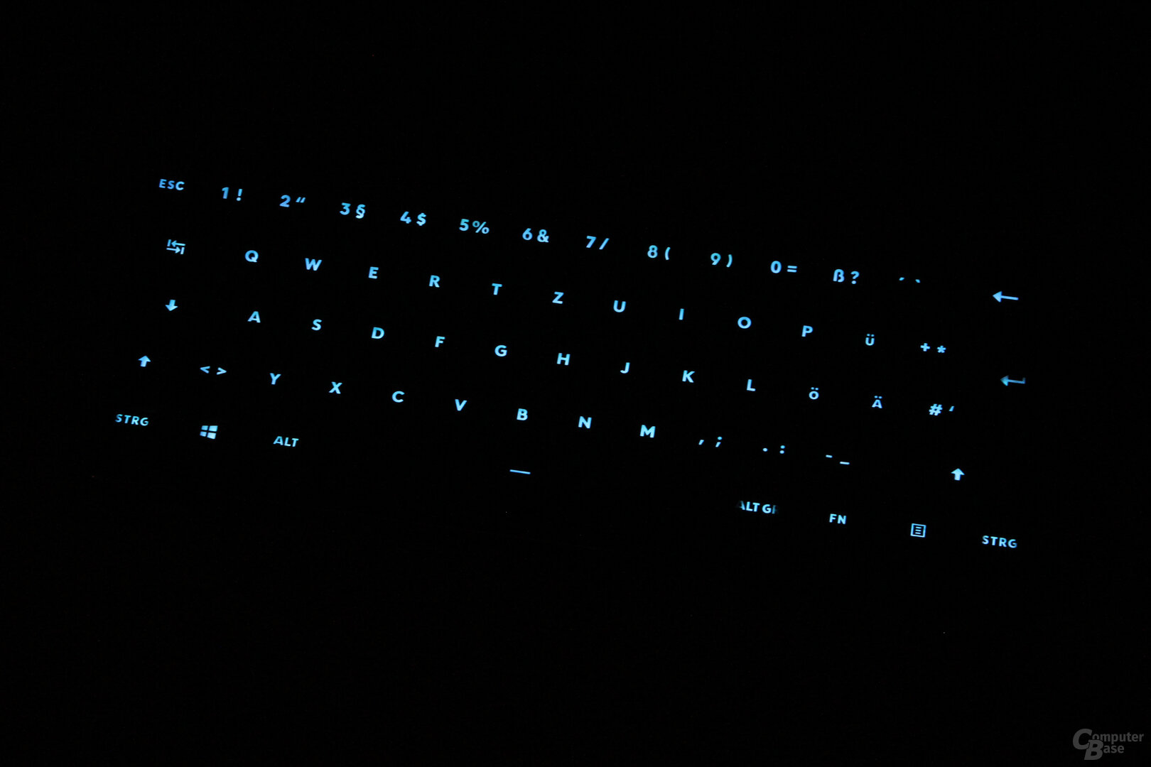 Weil Logitech Tasten auf zwei Arten beschriftet, ist die Ausleuchtung exzellent