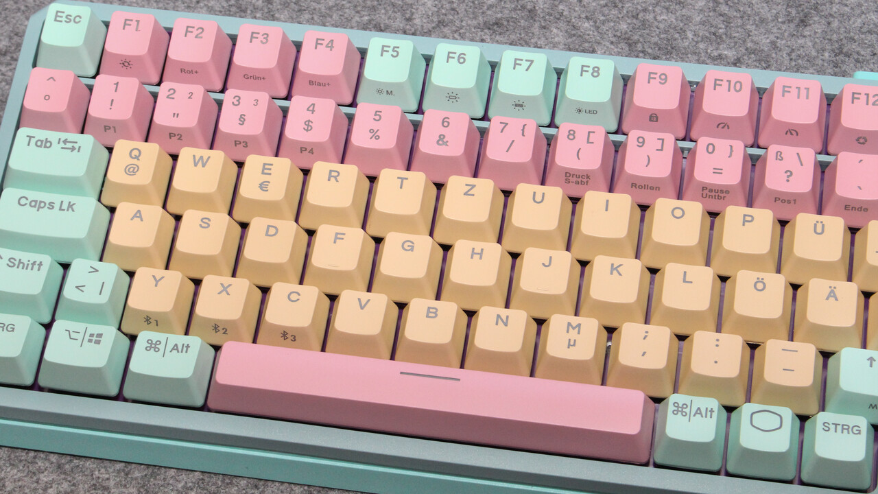 Cooler Master MK770 im Test: Kompakttastatur geht auch mit Nummernblock