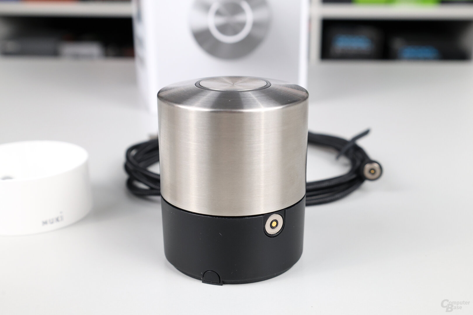 Nuki Smart Lock 5.0 Pro mit magnetischem Ladekontakt